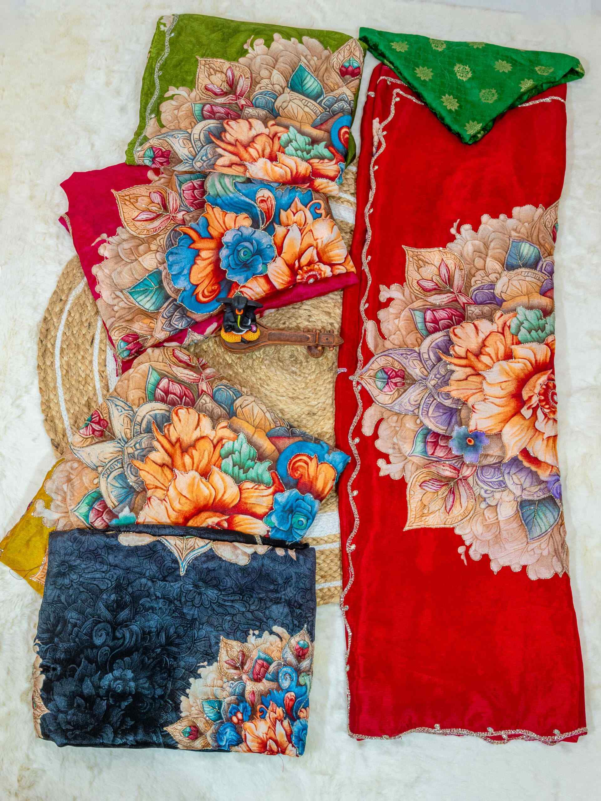 Black Chinnon Lightweight Handwork Saree with Big Floral Pallu Design - Image 5