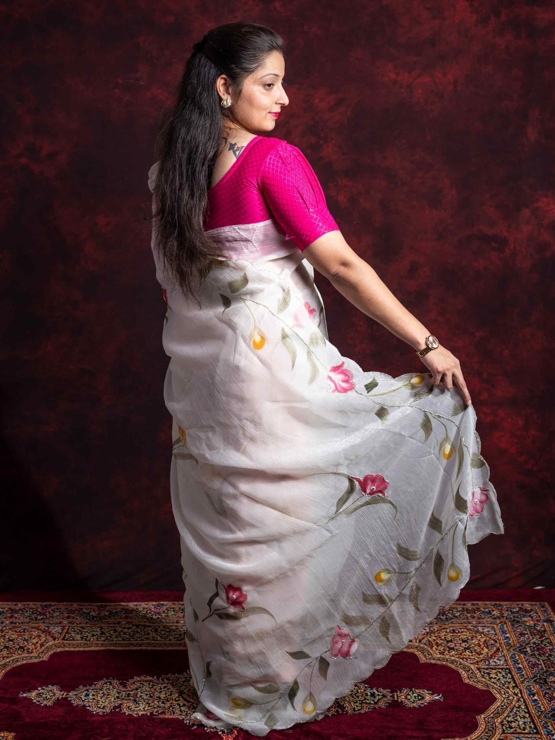 Off-White Carnchi Fabric Saree with Brush Paint Floral Design & Cut Dana Work - Image 2