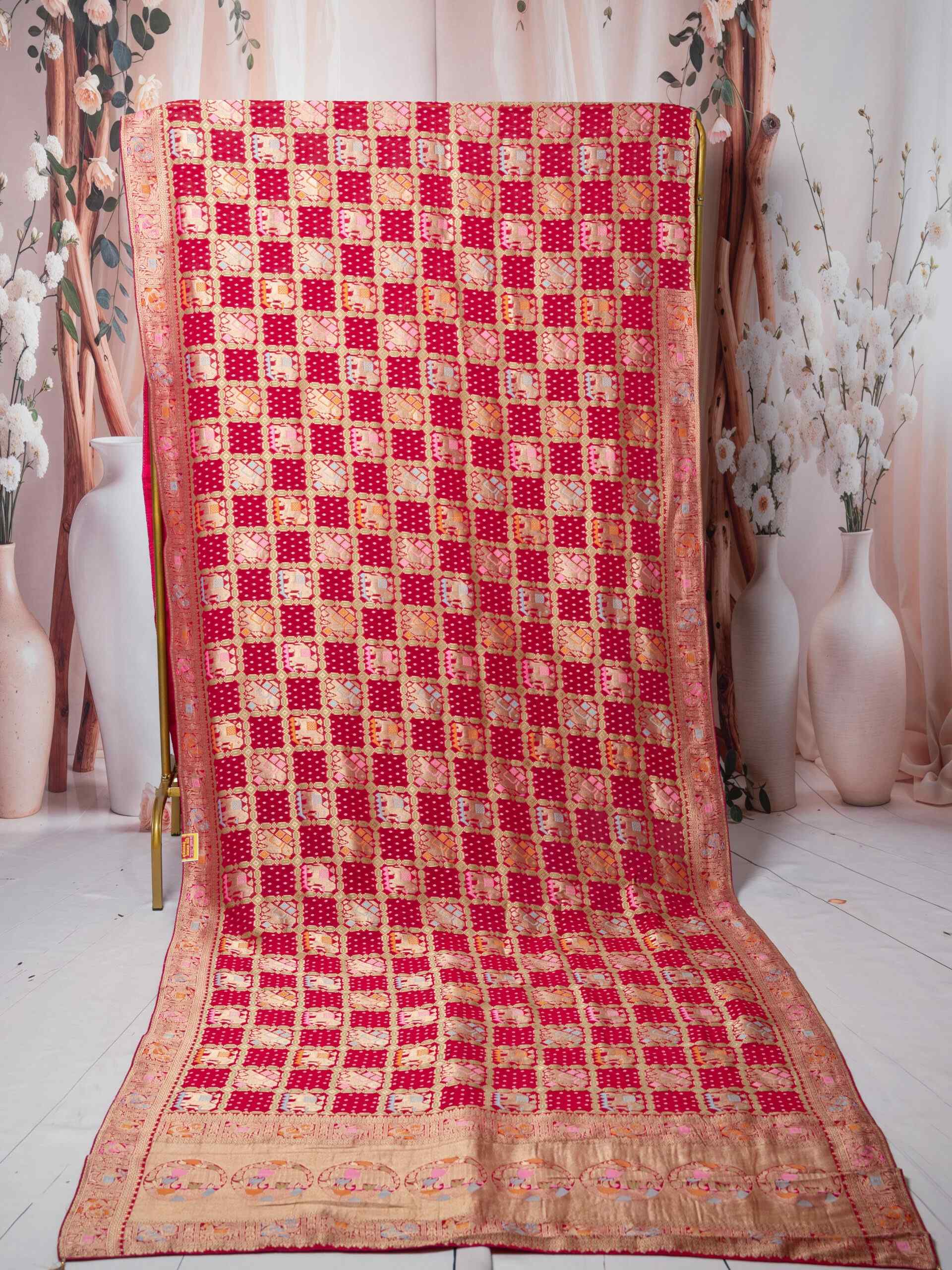Royal Rani Pink Pure Viscose Saree with Zari Work & Banarasi Pattern - Image 7