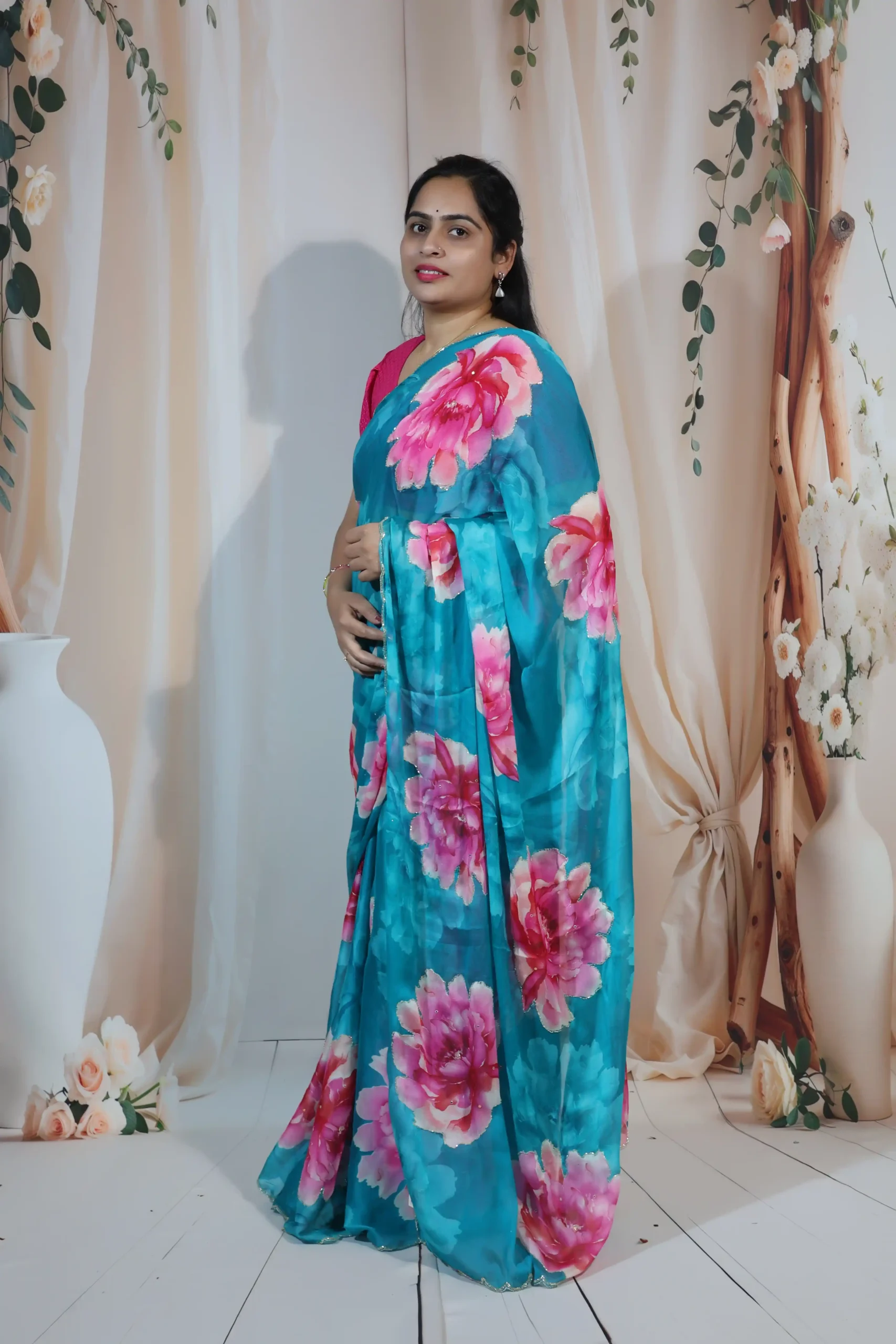 Flower Design Chinnon Saree