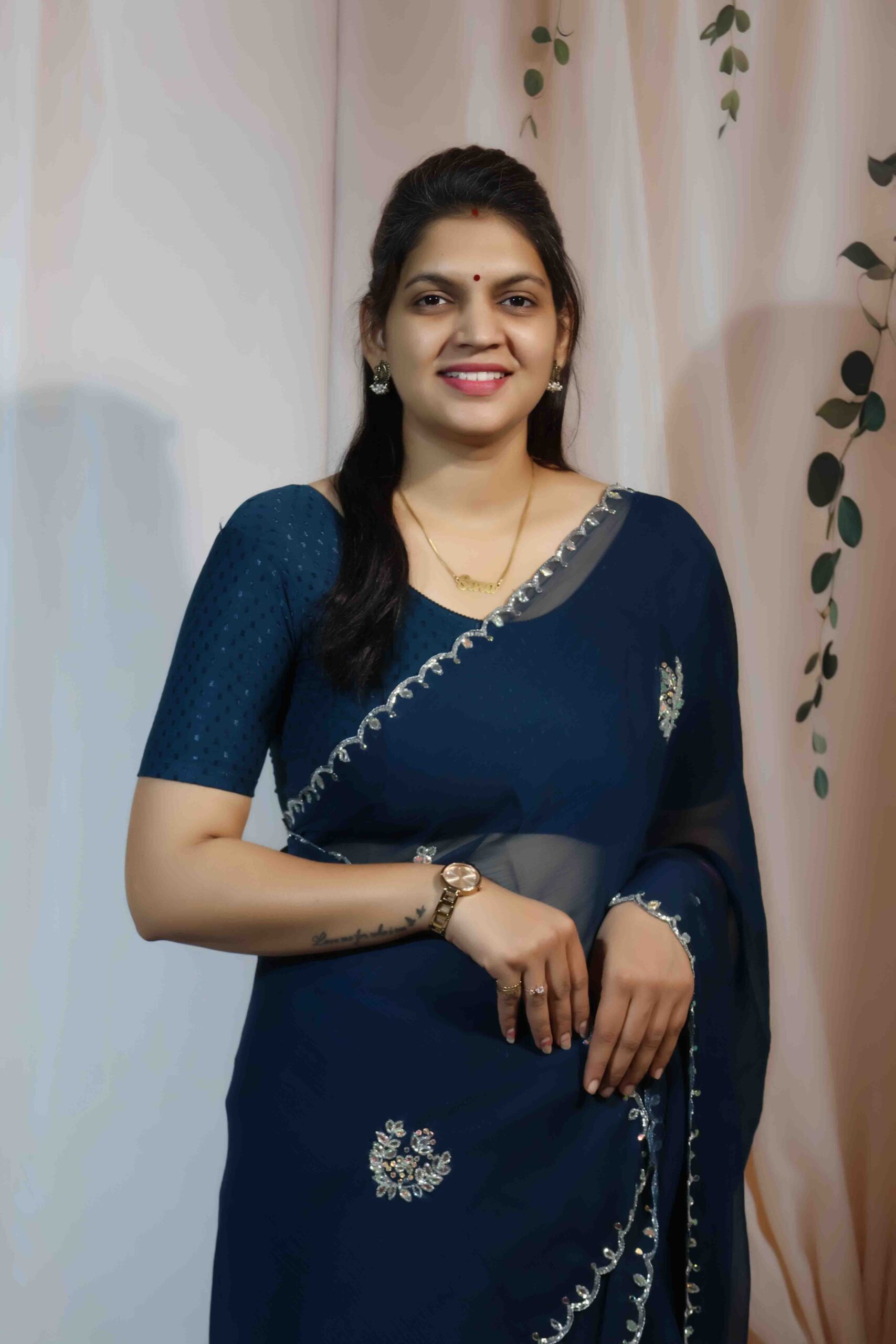 Cut Dana Handwork Saree